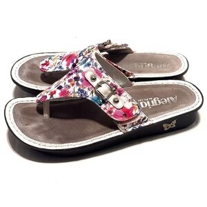 Alegria Vanessa Thong Flip Flop Sandal in Perennial Floral